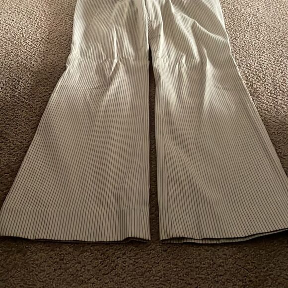 Club Monaco Women’s Beige & Black Striped Wide Leg Pants - Picture 6 of 7